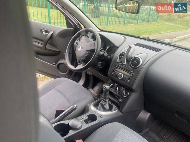 Чорний Ніссан Кашкай, об'ємом двигуна 1.6 л та пробігом 220 тис. км за 10500 $, фото 20 на Automoto.ua