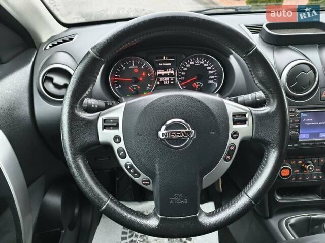 Черный Ниссан Кашкай, объемом двигателя 2 л и пробегом 202 тыс. км за 10750 $, фото 11 на Automoto.ua