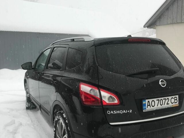 Черный Ниссан Кашкай, объемом двигателя 2 л и пробегом 207 тыс. км за 13500 $, фото 3 на Automoto.ua