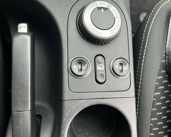 Черный Ниссан Кашкай, объемом двигателя 2 л и пробегом 230 тыс. км за 11900 $, фото 17 на Automoto.ua