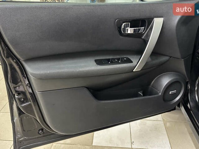 Черный Ниссан Кашкай, объемом двигателя 1.5 л и пробегом 245 тыс. км за 9950 $, фото 20 на Automoto.ua