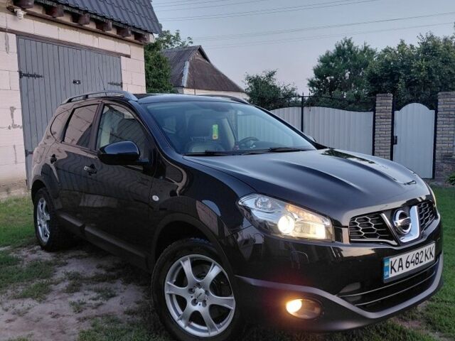 Чорний Ніссан Кашкай, об'ємом двигуна 2 л та пробігом 245 тис. км за 10000 $, фото 1 на Automoto.ua