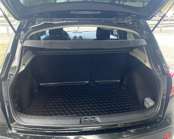 Чорний Ніссан Кашкай, об'ємом двигуна 1.6 л та пробігом 200 тис. км за 9999 $, фото 48 на Automoto.ua