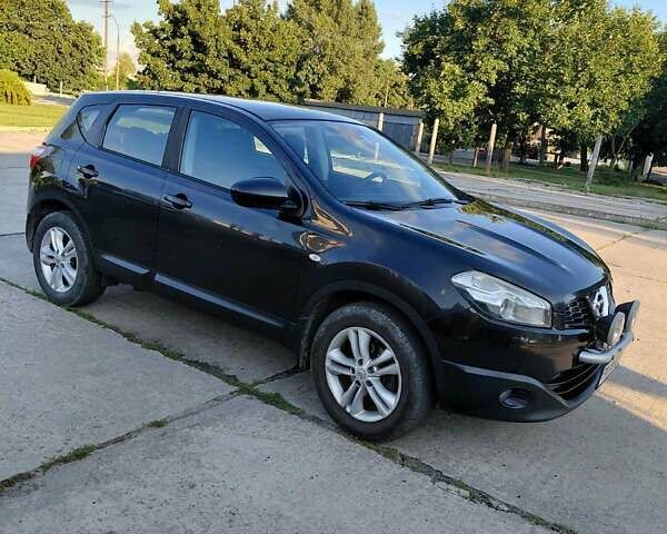 Черный Ниссан Кашкай, объемом двигателя 1.5 л и пробегом 236 тыс. км за 10800 $, фото 6 на Automoto.ua