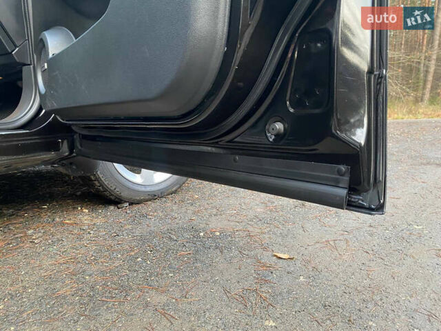Черный Ниссан Кашкай, объемом двигателя 2 л и пробегом 230 тыс. км за 11999 $, фото 96 на Automoto.ua