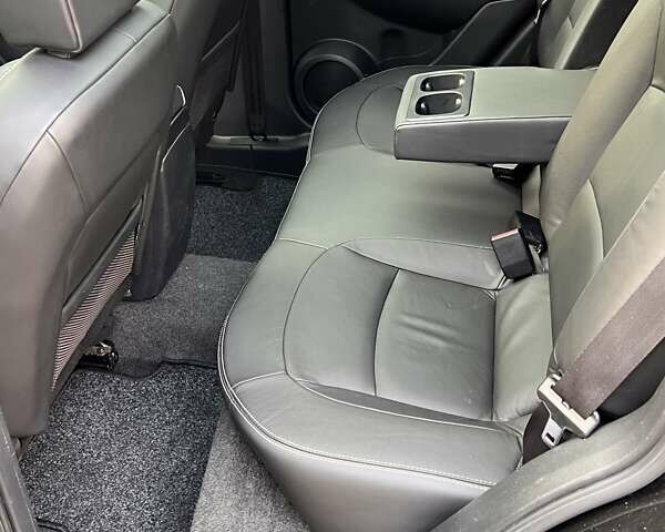 Черный Ниссан Кашкай, объемом двигателя 2 л и пробегом 199 тыс. км за 12999 $, фото 11 на Automoto.ua