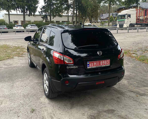 Чорний Ніссан Кашкай, об'ємом двигуна 1.6 л та пробігом 200 тис. км за 9999 $, фото 11 на Automoto.ua