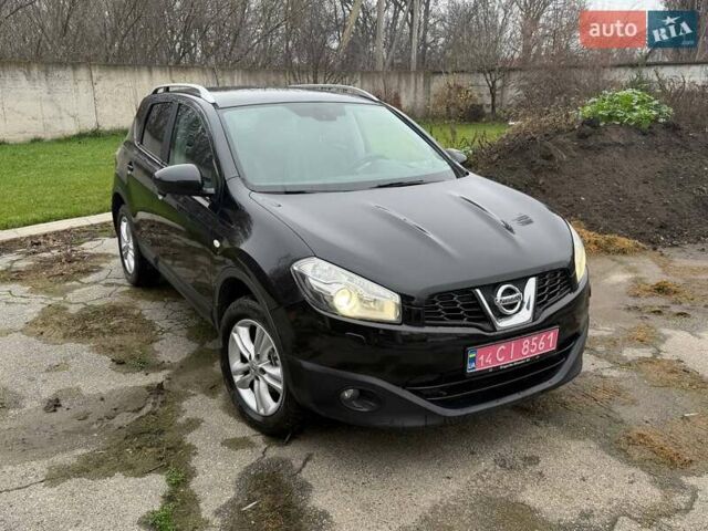 Черный Ниссан Кашкай, объемом двигателя 1.5 л и пробегом 261 тыс. км за 10500 $, фото 1 на Automoto.ua