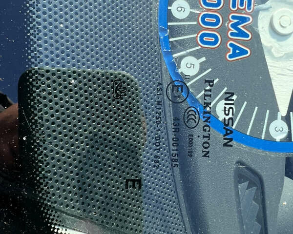 Черный Ниссан Кашкай, объемом двигателя 1.5 л и пробегом 196 тыс. км за 10300 $, фото 17 на Automoto.ua