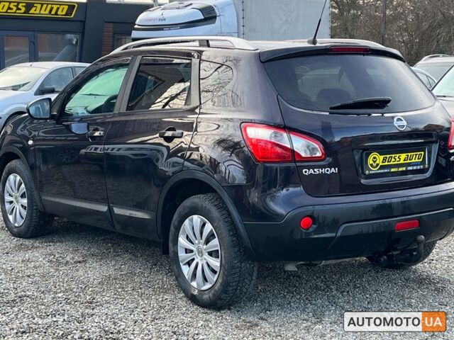 Черный Ниссан Кашкай, объемом двигателя 2 л и пробегом 217 тыс. км за 11800 $, фото 3 на Automoto.ua
