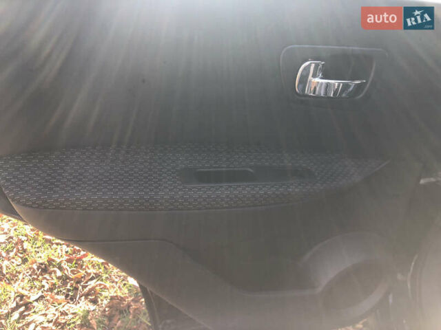 Черный Ниссан Кашкай, объемом двигателя 1.5 л и пробегом 229 тыс. км за 9400 $, фото 12 на Automoto.ua