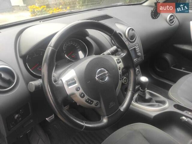 Чорний Ніссан Кашкай, об'ємом двигуна 2 л та пробігом 213 тис. км за 10300 $, фото 7 на Automoto.ua