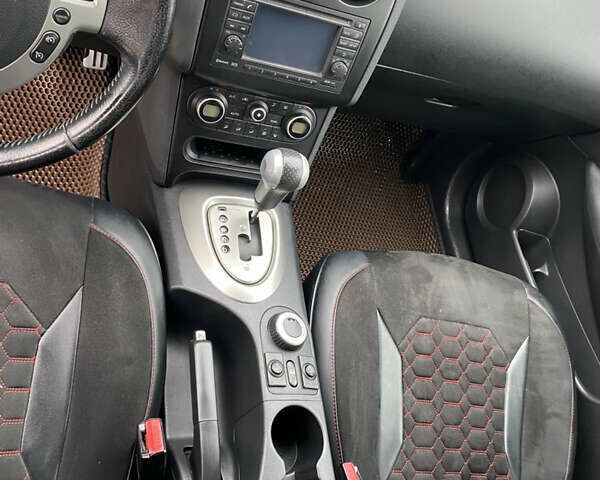 Черный Ниссан Кашкай, объемом двигателя 2 л и пробегом 235 тыс. км за 10700 $, фото 8 на Automoto.ua