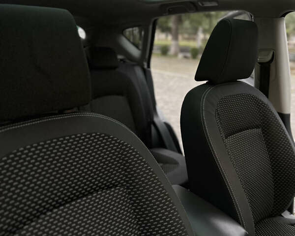 Черный Ниссан Кашкай, объемом двигателя 1.46 л и пробегом 266 тыс. км за 9400 $, фото 33 на Automoto.ua