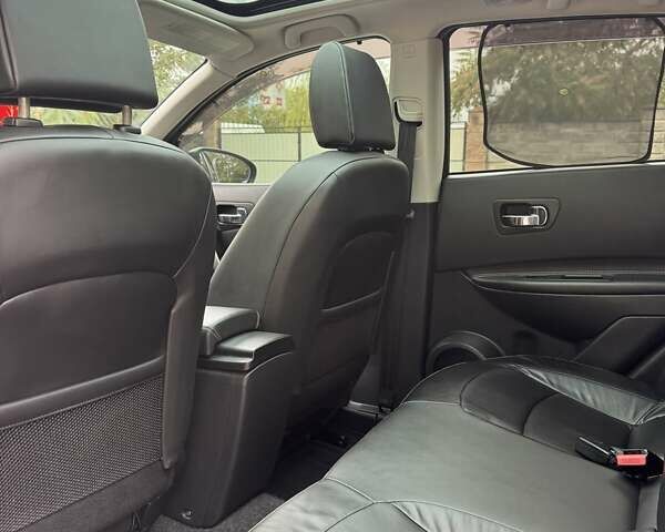 Ніссан Кашкай 2010 у Рівному на Automoto.ua Чорний Ніссан Кашкай, об'ємом двигуна 2 л та пробігом 153 тис. км за 10950 $, фото 9 на Automoto.ua