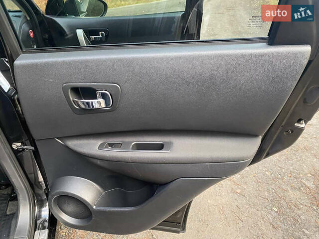 Черный Ниссан Кашкай, объемом двигателя 2 л и пробегом 230 тыс. км за 11999 $, фото 106 на Automoto.ua