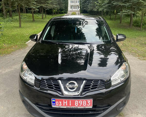 Чорний Ніссан Кашкай, об'ємом двигуна 1.6 л та пробігом 200 тис. км за 9999 $, фото 9 на Automoto.ua