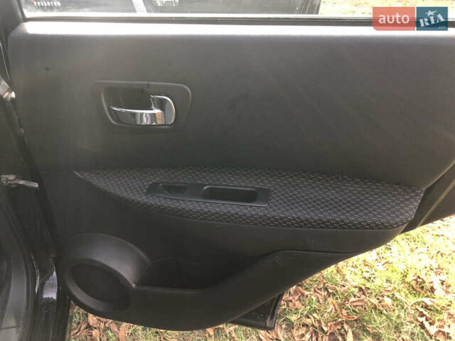 Черный Ниссан Кашкай, объемом двигателя 1.5 л и пробегом 229 тыс. км за 9400 $, фото 17 на Automoto.ua