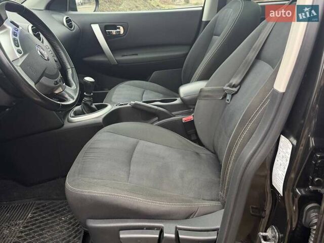 Черный Ниссан Кашкай, объемом двигателя 1.5 л и пробегом 261 тыс. км за 10500 $, фото 29 на Automoto.ua