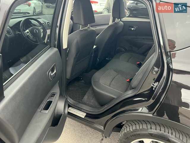 Черный Ниссан Кашкай, объемом двигателя 2 л и пробегом 230 тыс. км за 11900 $, фото 21 на Automoto.ua
