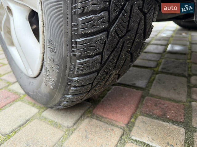 Черный Ниссан Кашкай, объемом двигателя 1.46 л и пробегом 330 тыс. км за 9000 $, фото 69 на Automoto.ua