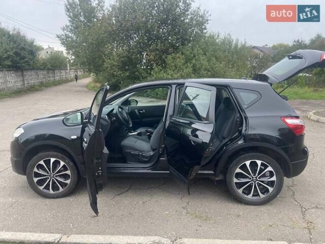 Чорний Ніссан Кашкай, об'ємом двигуна 1.6 л та пробігом 220 тис. км за 10500 $, фото 5 на Automoto.ua