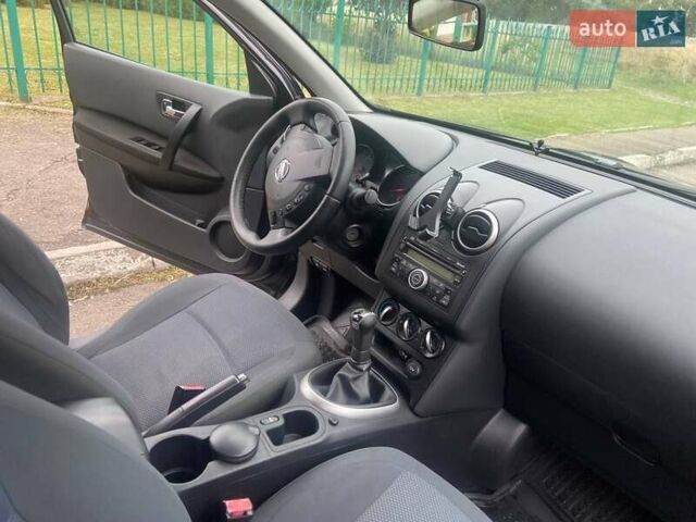 Чорний Ніссан Кашкай, об'ємом двигуна 1.6 л та пробігом 220 тис. км за 10500 $, фото 21 на Automoto.ua