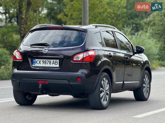 Черный Ниссан Кашкай, объемом двигателя 2 л и пробегом 278 тыс. км за 8800 $, фото 1 на Automoto.ua
