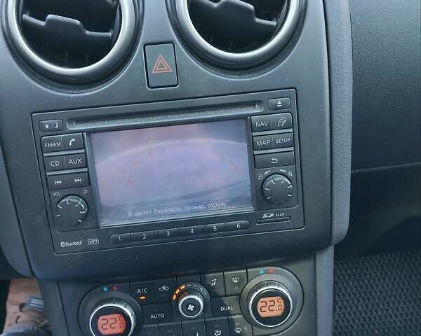 Черный Ниссан Кашкай, объемом двигателя 1.5 л и пробегом 300 тыс. км за 9800 $, фото 17 на Automoto.ua