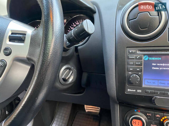 Черный Ниссан Кашкай, объемом двигателя 2 л и пробегом 230 тыс. км за 11999 $, фото 83 на Automoto.ua