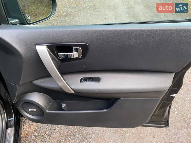 Черный Ниссан Кашкай, объемом двигателя 2 л и пробегом 230 тыс. км за 11999 $, фото 98 на Automoto.ua