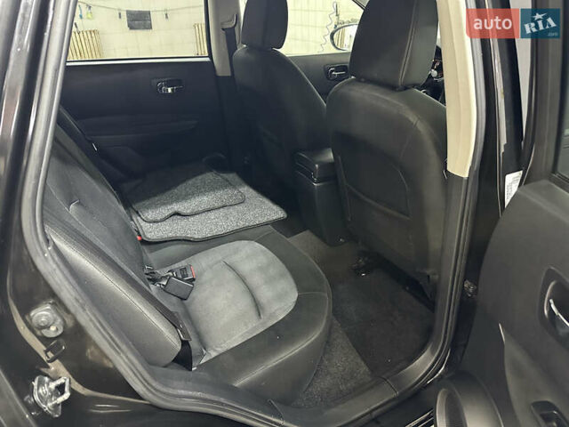 Черный Ниссан Кашкай, объемом двигателя 1.5 л и пробегом 245 тыс. км за 9950 $, фото 24 на Automoto.ua