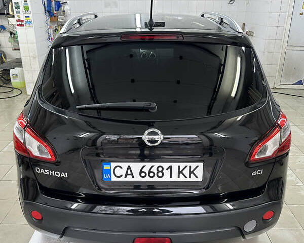 Черный Ниссан Кашкай, объемом двигателя 1.5 л и пробегом 245 тыс. км за 9950 $, фото 5 на Automoto.ua