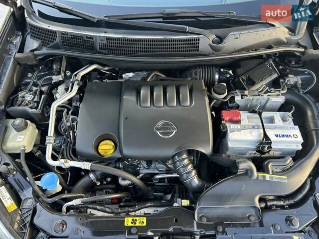 Черный Ниссан Кашкай, объемом двигателя 2 л и пробегом 121 тыс. км за 13999 $, фото 54 на Automoto.ua