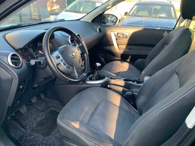 Черный Ниссан Кашкай, объемом двигателя 1.5 л и пробегом 228 тыс. км за 9899 $, фото 9 на Automoto.ua