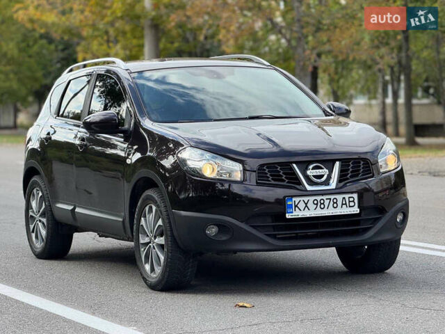 Черный Ниссан Кашкай, объемом двигателя 2 л и пробегом 278 тыс. км за 8800 $, фото 29 на Automoto.ua
