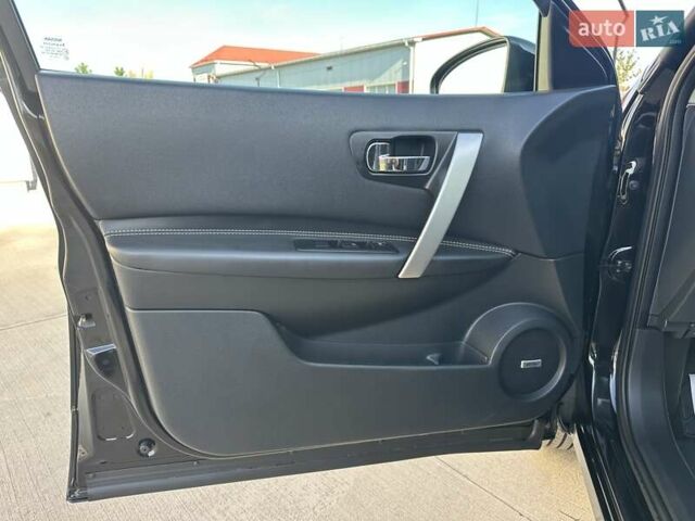 Черный Ниссан Кашкай, объемом двигателя 2 л и пробегом 121 тыс. км за 13999 $, фото 22 на Automoto.ua