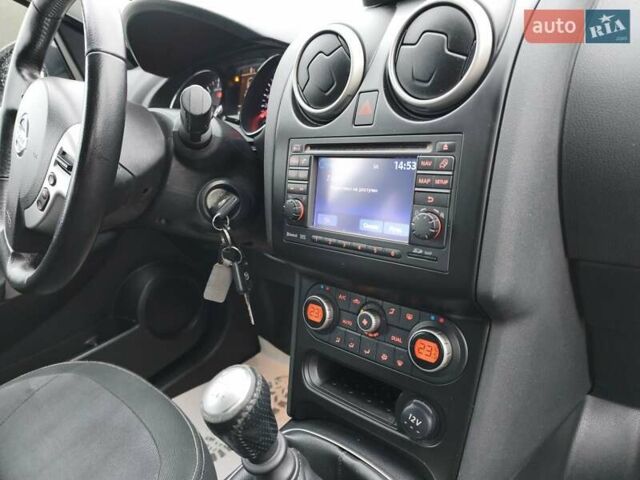 Черный Ниссан Кашкай, объемом двигателя 2 л и пробегом 202 тыс. км за 10750 $, фото 13 на Automoto.ua