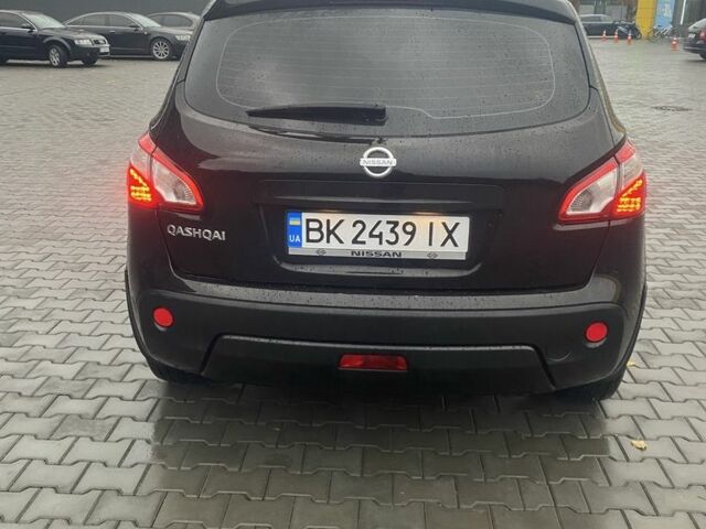 Чорний Ніссан Кашкай, об'ємом двигуна 1.6 л та пробігом 206 тис. км за 9850 $, фото 11 на Automoto.ua