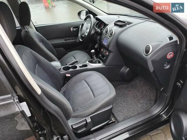 Черный Ниссан Кашкай, объемом двигателя 2 л и пробегом 202 тыс. км за 10750 $, фото 16 на Automoto.ua