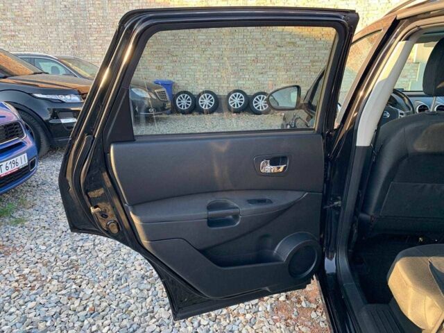 Черный Ниссан Кашкай, объемом двигателя 1.5 л и пробегом 228 тыс. км за 9899 $, фото 10 на Automoto.ua