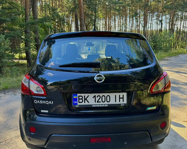 Чорний Ніссан Кашкай, об'ємом двигуна 1.5 л та пробігом 265 тис. км за 9500 $, фото 4 на Automoto.ua