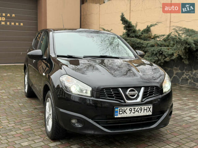 Черный Ниссан Кашкай, объемом двигателя 1.46 л и пробегом 330 тыс. км за 9000 $, фото 5 на Automoto.ua