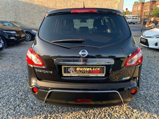 Черный Ниссан Кашкай, объемом двигателя 1.5 л и пробегом 228 тыс. км за 9899 $, фото 5 на Automoto.ua