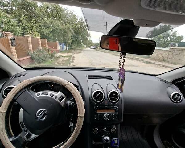 Черный Ниссан Кашкай, объемом двигателя 1.46 л и пробегом 237 тыс. км за 8000 $, фото 21 на Automoto.ua