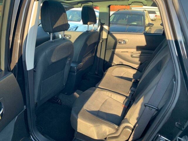 Черный Ниссан Кашкай, объемом двигателя 1.5 л и пробегом 228 тыс. км за 9899 $, фото 11 на Automoto.ua