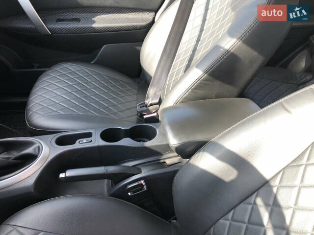 Черный Ниссан Кашкай, объемом двигателя 1.5 л и пробегом 229 тыс. км за 9400 $, фото 15 на Automoto.ua