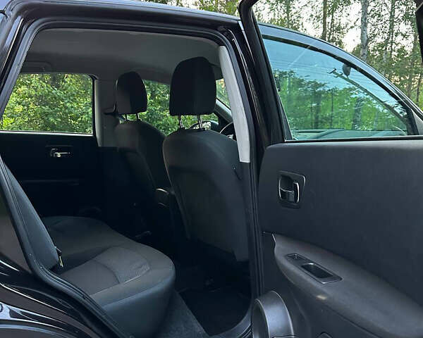 Чорний Ніссан Кашкай, об'ємом двигуна 1.6 л та пробігом 195 тис. км за 9150 $, фото 20 на Automoto.ua