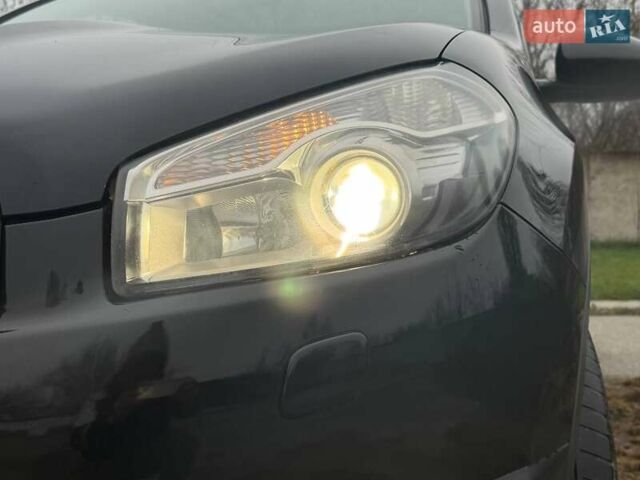 Черный Ниссан Кашкай, объемом двигателя 1.5 л и пробегом 261 тыс. км за 10500 $, фото 10 на Automoto.ua