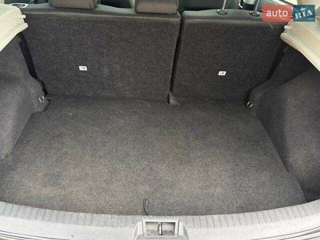 Черный Ниссан Кашкай, объемом двигателя 1.5 л и пробегом 261 тыс. км за 10500 $, фото 32 на Automoto.ua